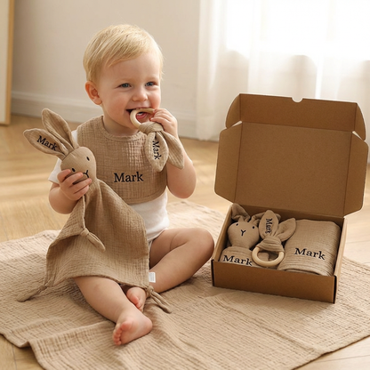 Personalized 4-Piece Newborn Gift Set – Muslin, Teething Ring & Bib (100% Cotton)