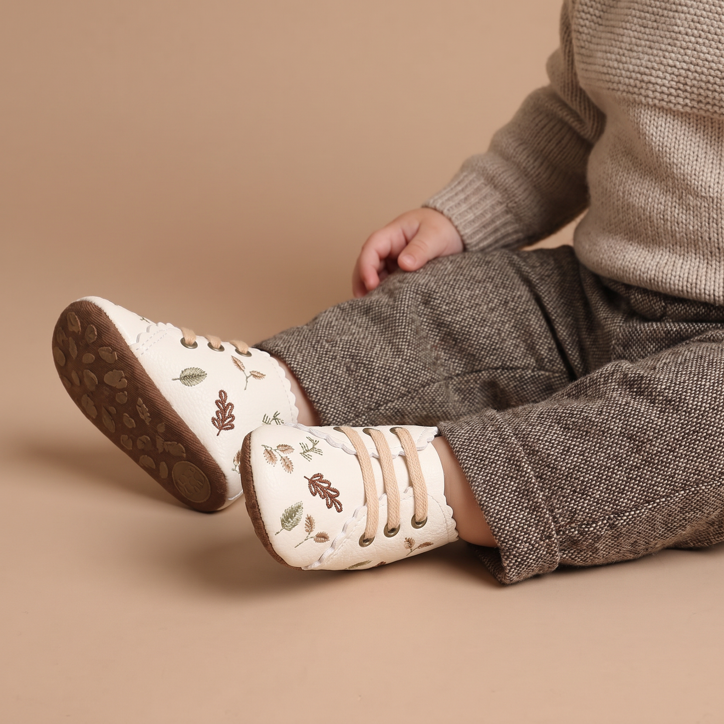 Leaf Print Lace-Up Sneaker Shoes