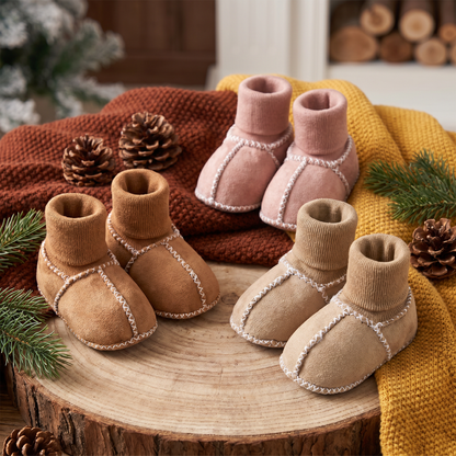 Lined baby winter sock shoes in suede look