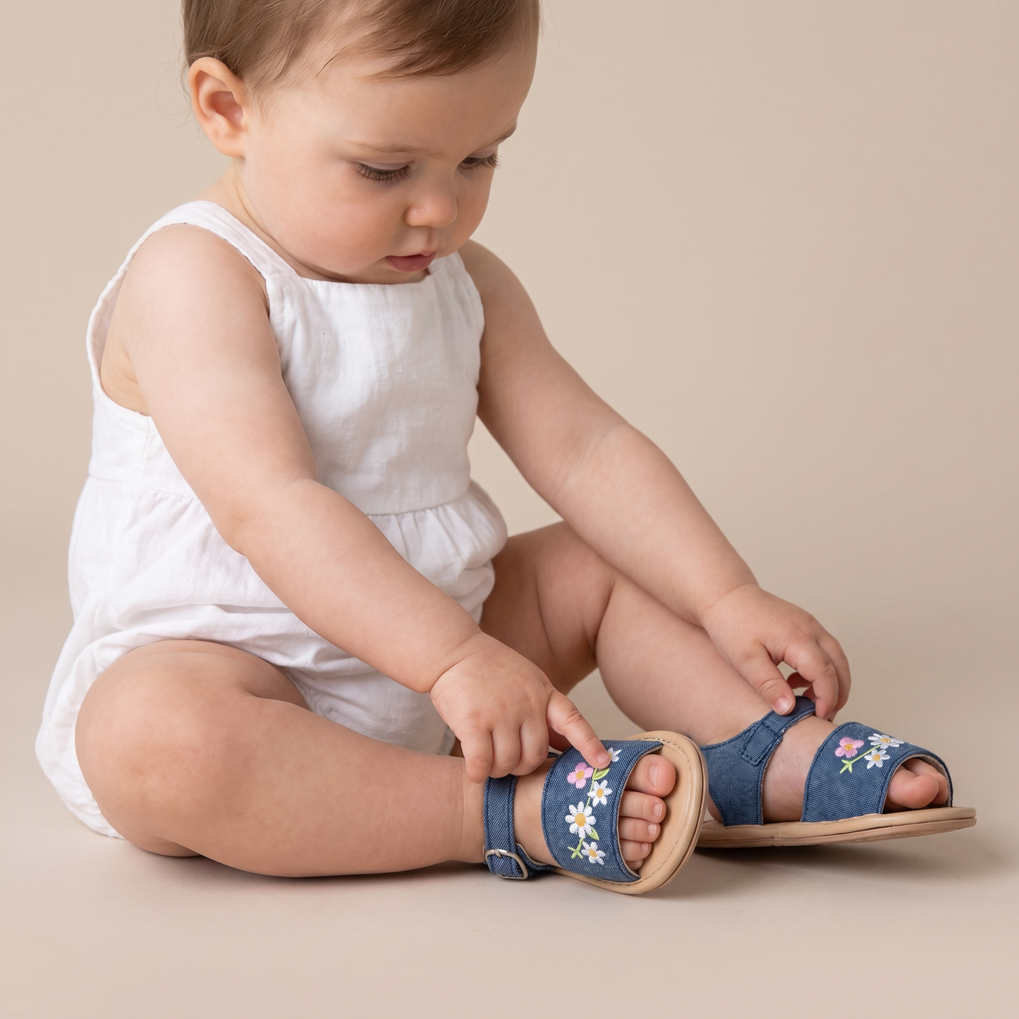 Embroidered Daisy Buckle Sandals