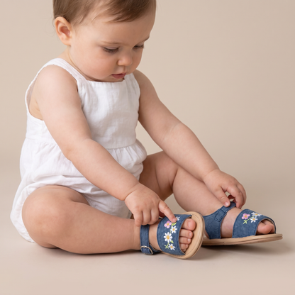Embroidered Daisy Buckle Sandals