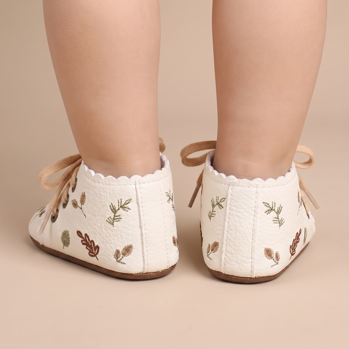 Leaf Print Lace-Up Sneaker Shoes