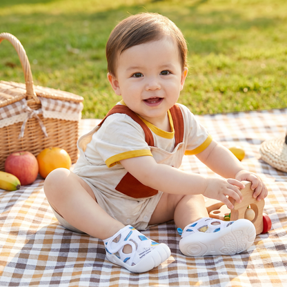 Summer Baby Sandals with Non-slip soles and Breathable Material