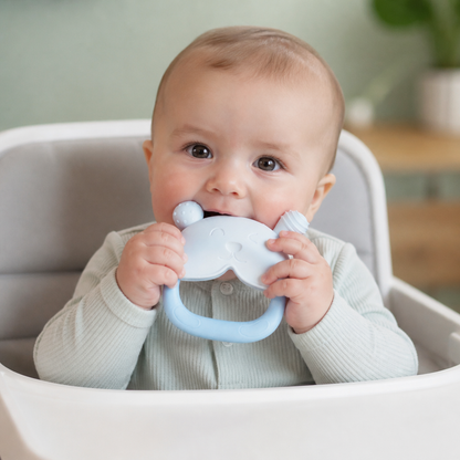 Bunny Baby Teething Mitten – Soft BPA-Free Silicone Gum Soother with Anti-Drop Wristband (3–18 Months)